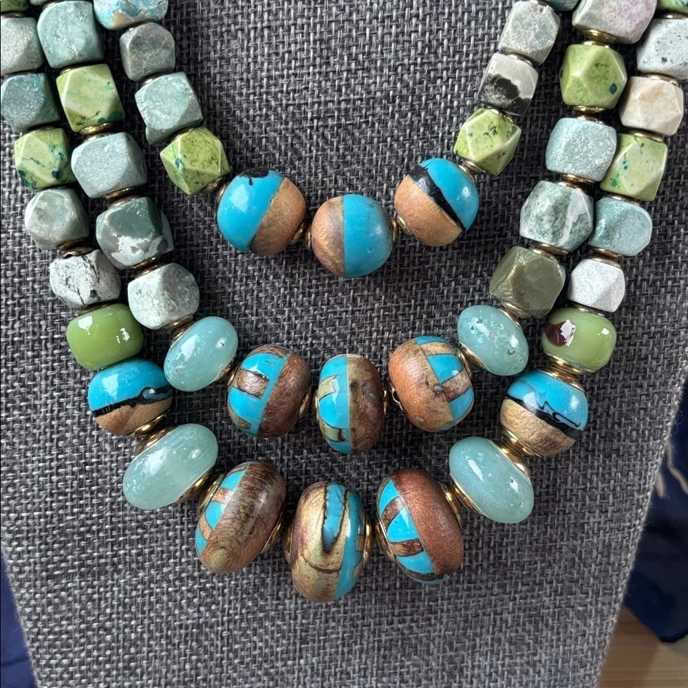 Vintage Navajo Green Turquoise Beaded Multi-Strand Necklace & Nine West Earrings